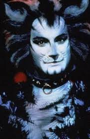 Michael Gruber as Munkunstrap