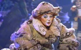 Susie Mckenna as Jennyanydots in the Film version of Cats in 1998